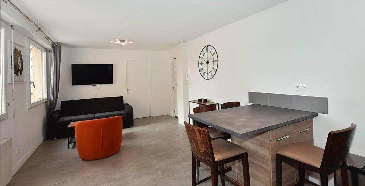 Apartment Garconniere - Appt Cosy & Parking A 9 Min De Jaude